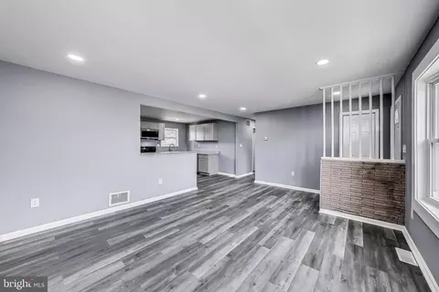 2500 Gehb Ave, Halethorpe, MD 21227 photo 11