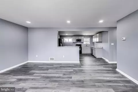 2500 Gehb Ave, Halethorpe, MD 21227 photo 12