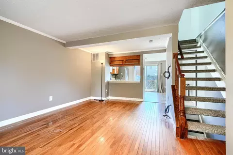 37 Dallington Ct, Perry Hall, MD 21128 photo 3