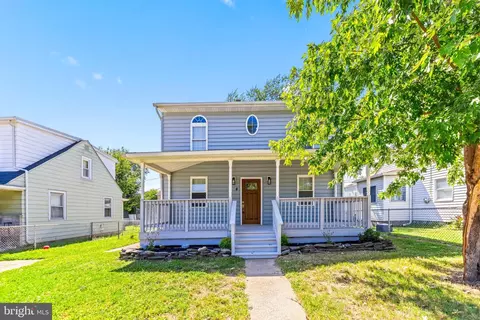 4 Clipper Rd, Essex, MD 21221