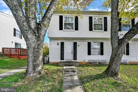 82 Ewing Dr #A, Reisterstown, MD 21136