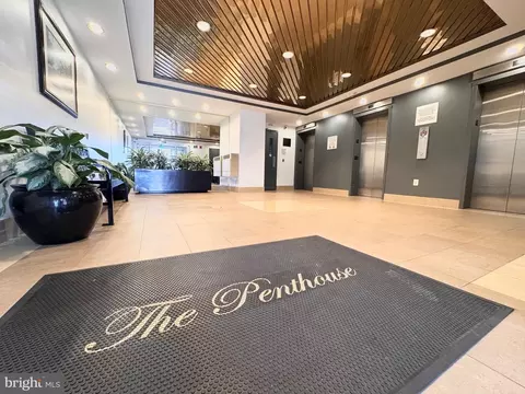 28 Allegheny Ave #1308, Towson, MD 21204