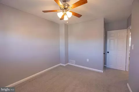 Bedroom - 1953 Wareham Rd, Dundalk, MD 21222 photo 6 of 6