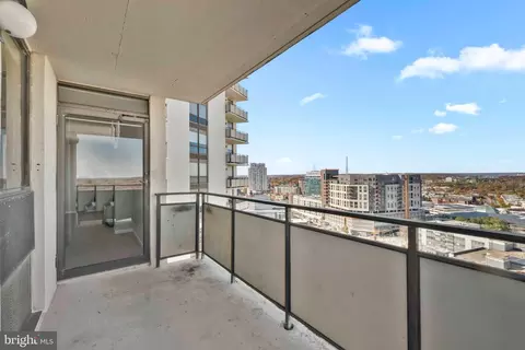 Exterior - 205 E Joppa Rd #1902, Towson, MD 21286 photo 1 of 2