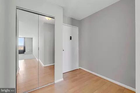 Entry Way - 205 E Joppa Rd #1902, Towson, MD 21286 photo 3 of 3