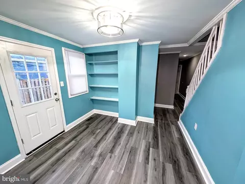Entry Way - 8102 Cornwall Rd, Dundalk, MD 21222 photo 3 of 7