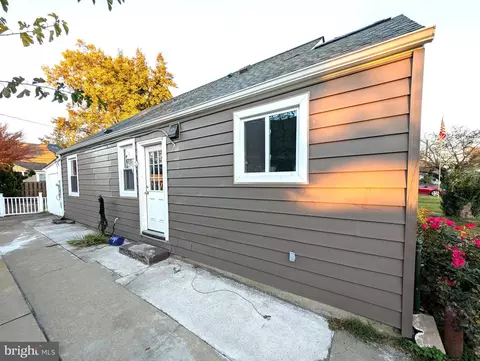 Exterior - 8102 Cornwall Rd, Dundalk, MD 21222 photo 2 of 4