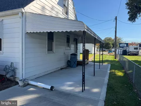2917 Wells Ave, Sparrows Point, MD 21219 photo 4