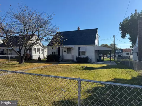 2917 Wells Ave, Sparrows Point, MD 21219 photo 2