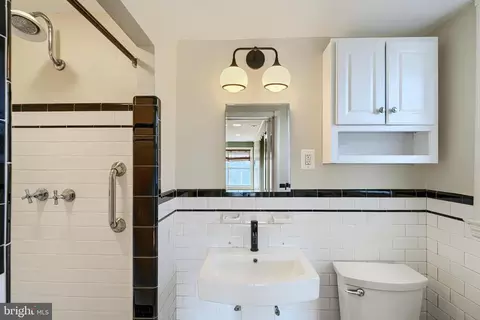 100 Dunkirk Rd, Baltimore, MD 21212 photo 32