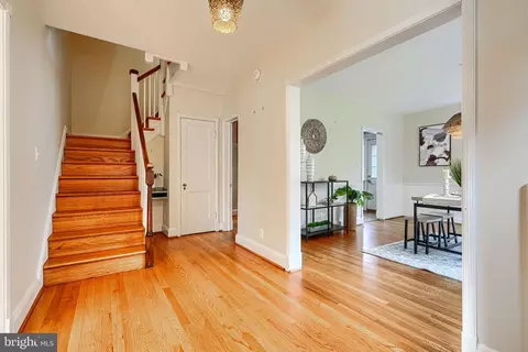 100 Dunkirk Rd, Baltimore, MD 21212 photo 7