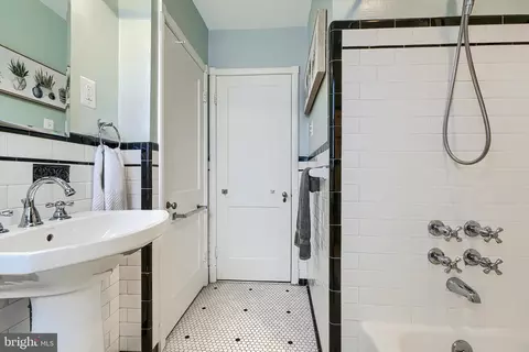 100 Dunkirk Rd, Baltimore, MD 21212 photo 25