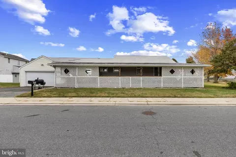 6913 River Drive Rd, Sparrows Point, MD 21219