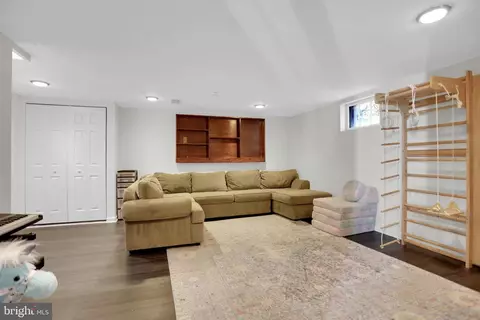 Other - 418 Chumleigh Rd, Baltimore, MD 21212 photo 8 of 12