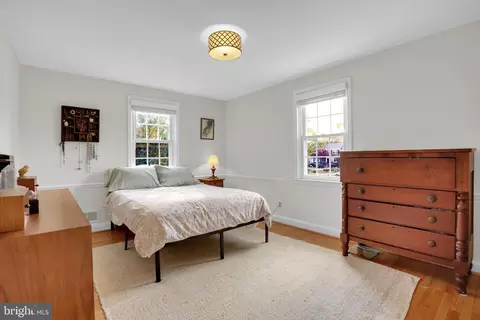 Bedroom - 418 Chumleigh Rd, Baltimore, MD 21212 photo 1 of 5