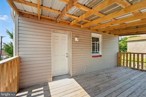 Exterior - 4 W Overlea Ave, Baltimore, MD 21206 photo 3 of 3