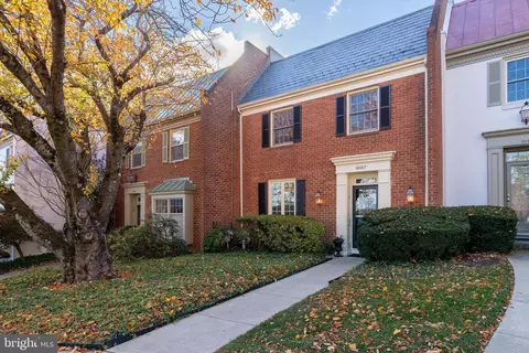 8007 Strauff Rd #16, Towson, MD 21204