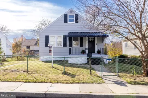 Exterior - 618 Wilson Ave, Baltimore, MD 21224 photo 3 of 11