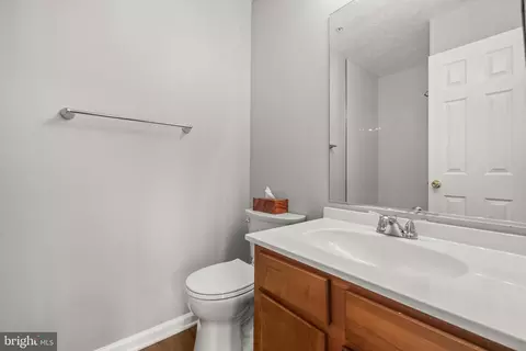 826 Lowe Rd, Middle River, MD 21220 photo 24