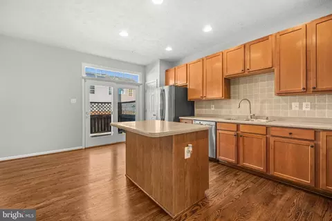 826 Lowe Rd, Middle River, MD 21220 photo 6