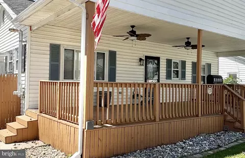 Exterior - 1306 Third Rd, Middle River, MD 21220 photo 2 of 22