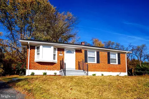 9106 Covered Bridge Rd, Parkville, MD 21234