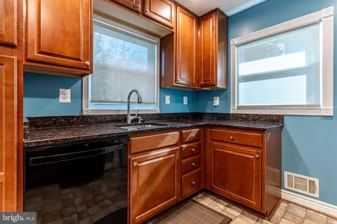 1808 Arbutus, Halethorpe, MD 21227 photo 19