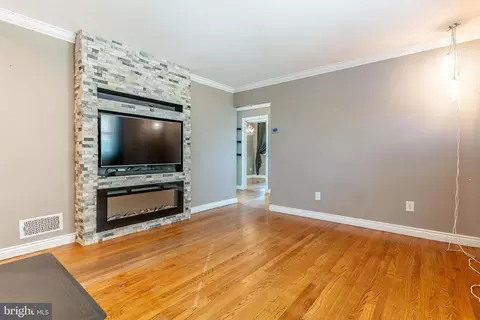 1808 Arbutus, Halethorpe, MD 21227 photo 13