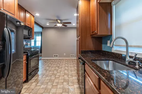 1808 Arbutus, Halethorpe, MD 21227 photo 21
