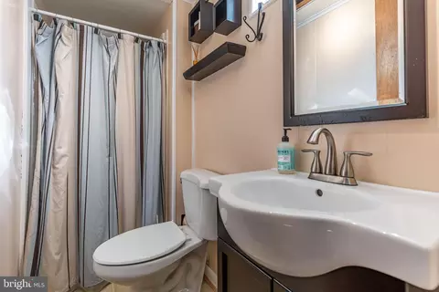 1808 Arbutus, Halethorpe, MD 21227 photo 31