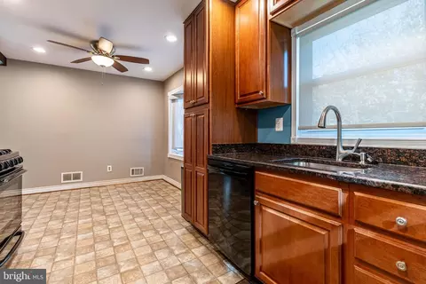 1808 Arbutus, Halethorpe, MD 21227 photo 20
