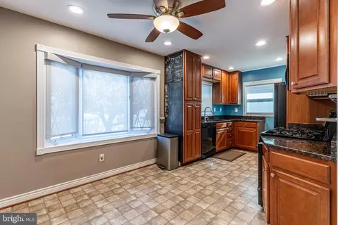 1808 Arbutus, Halethorpe, MD 21227 photo 15
