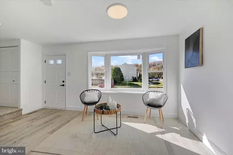 5601 Selford Rd, Halethorpe, MD 21227 photo 5