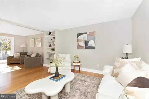 Living - 3919 Link Ave, Nottingham, MD 21236 photo 2 of 5