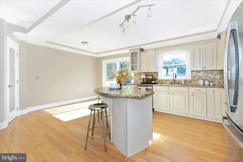 Kitchen - 3919 Link Ave, Nottingham, MD 21236 photo 1 of 4
