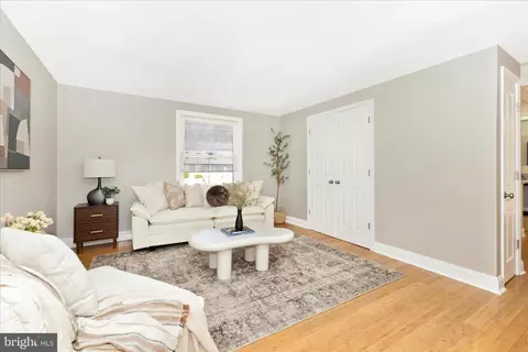Living - 3919 Link Ave, Nottingham, MD 21236 photo 3 of 5