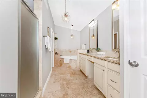 Bath - 3919 Link Ave, Nottingham, MD 21236 photo 2 of 4