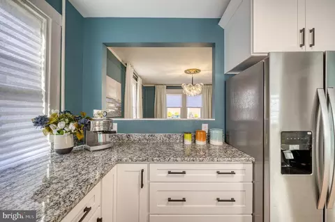Kitchen - 606 Aldershot Rd, Baltimore, MD 21229 photo 6 of 6