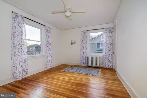 Bedroom - 606 Aldershot Rd, Baltimore, MD 21229 photo 1 of 6