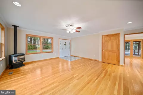 Living - 3116 Mount Carmel Rd, Upperco, MD 21155 photo 5 of 5