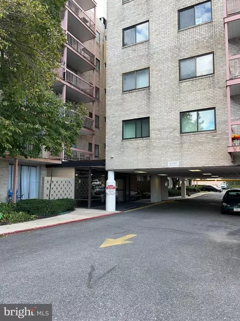 130 Slade Ave #406, Pikesville, MD 21208