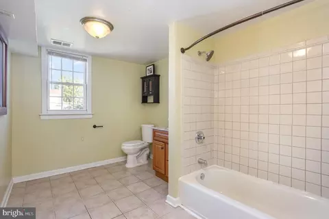 505 47th, Baltimore, MD 21224 photo 28
