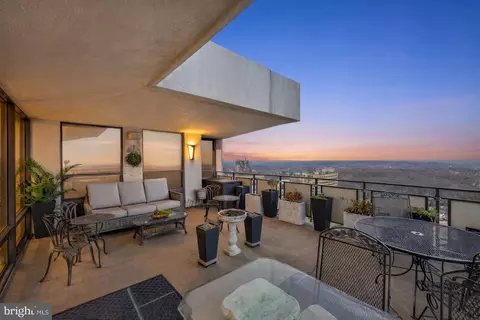 205 E Joppa Rd #2802, Towson, MD 21286