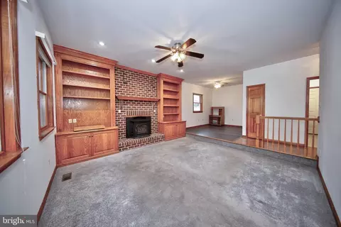 Living - 20 Glade Ave, Overlea, MD 21236 photo 4 of 6