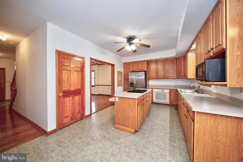 Entry Way - 20 Glade Ave, Overlea, MD 21236 photo 2 of 5