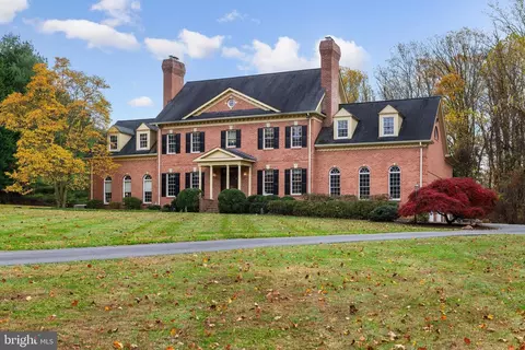 11 Glenberry Ct, Phoenix, MD 21131