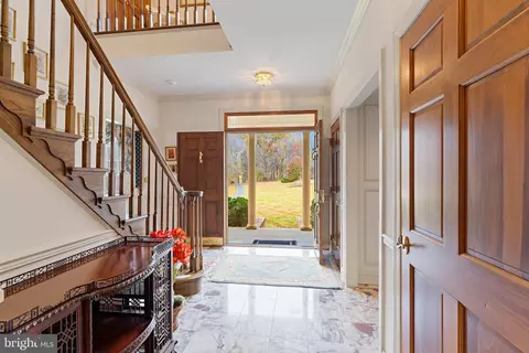 Entry Way - 11 Glenberry Ct, Phoenix, MD 21131 photo 2 of 6