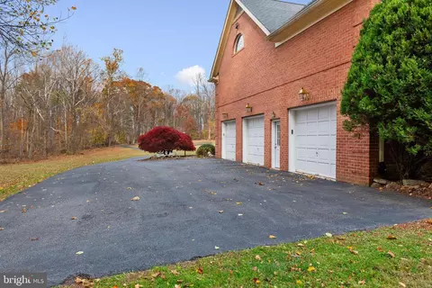 Exterior - 11 Glenberry Ct, Phoenix, MD 21131 photo 6 of 8