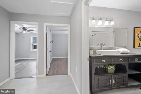 Entry Way - 121 3rd Ave, Halethorpe, MD 21227 photo 7 of 9