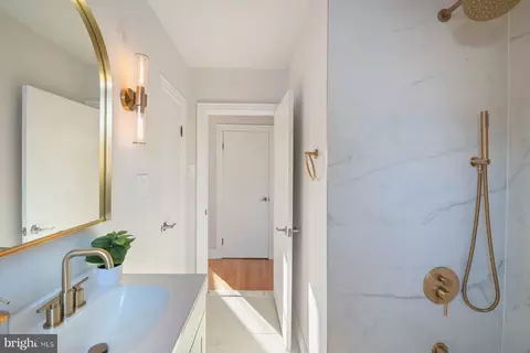 5215 Benson Ave, Halethorpe, MD 21227 photo 18